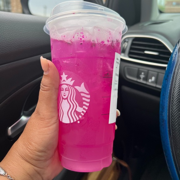 Meet your Posher, Tenaya - Picture 10 of 15